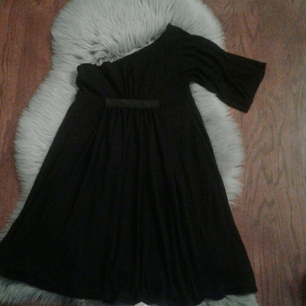 5/$13 one shoulder dress